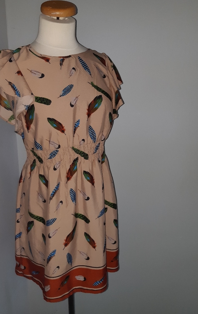 Yumi mini dress size 6/8 short sleeves
